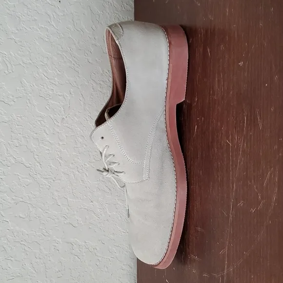 EUC. Kearny Lace Up Casual Shoes White Suede, 10M