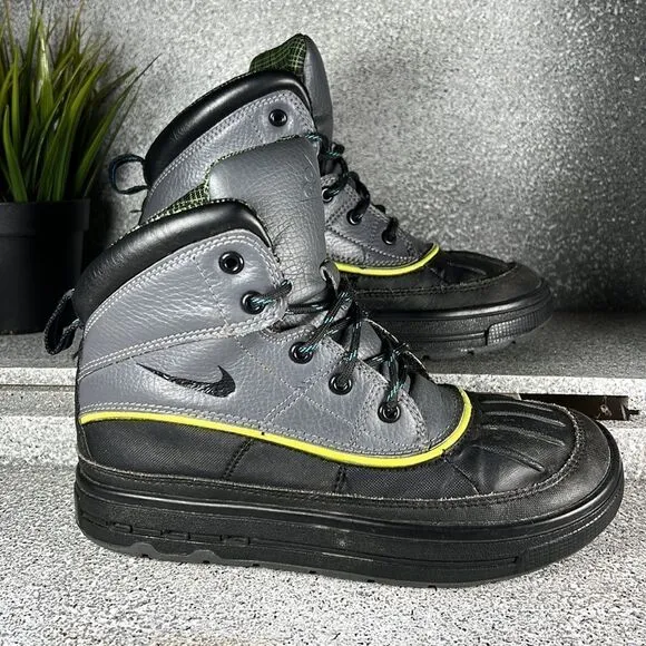 Nike ACG Woodside 2 High Leather Boots Shoes Size 2